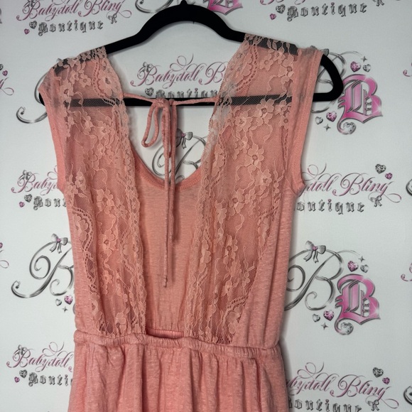 Pink Sleeveless Dress - Picture 5 of 10